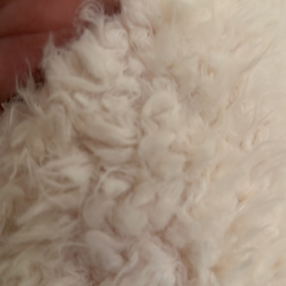 Ophelia Roe Faux Wool Vest - Picture 6 of 6